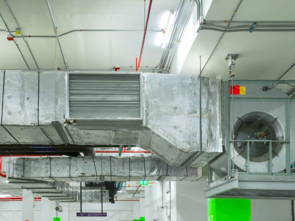 Adequando o clima industrial: Um guia para a solução de climatização ideal